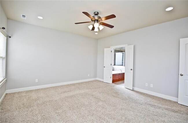 Building Photo - 1418 Gooseneck Ln
