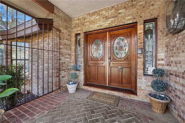 Building Photo - 3969 Royal Viking Way