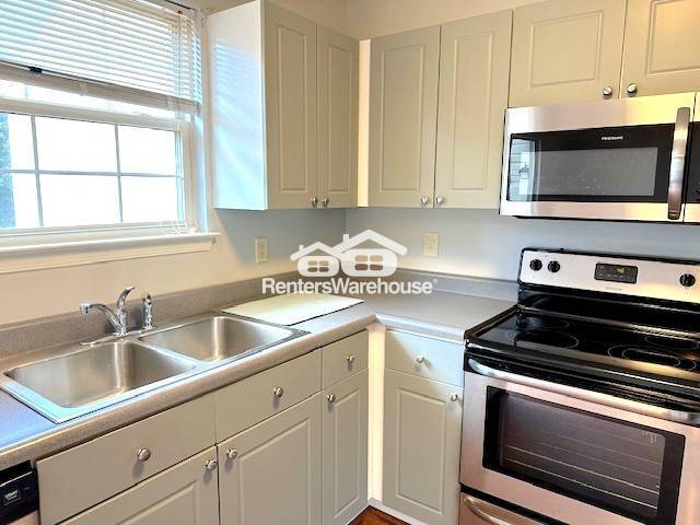 Building Photo - 512 Buckstone Garth