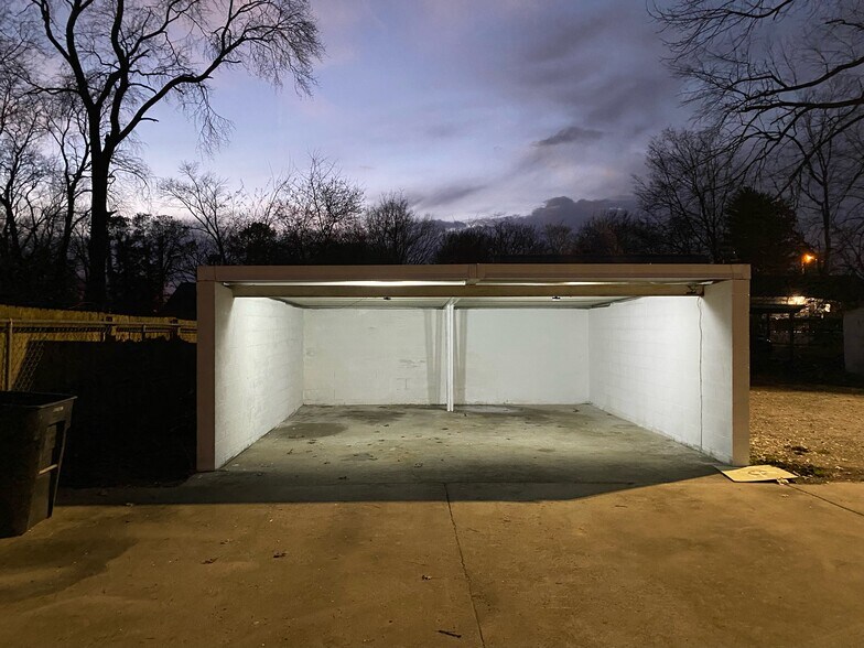 Building Photo - 1827 Middle Tennessee Blvd