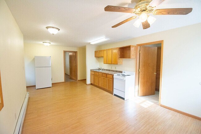 Building Photo - 127 Elizabeth Ave