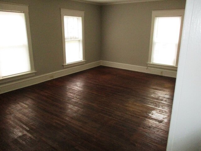 Building Photo - 511 E Olive St