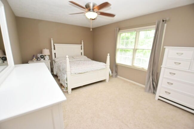 Building Photo - Penn Schools, executive home 4 bedroom 2.5...