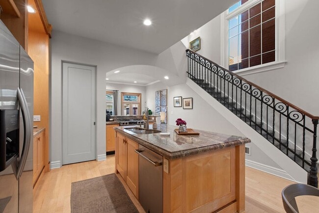 Building Photo - Stout Street 2 BDR at Curtis Park