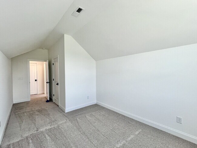 Building Photo - STUNNING and SPACIOUS!