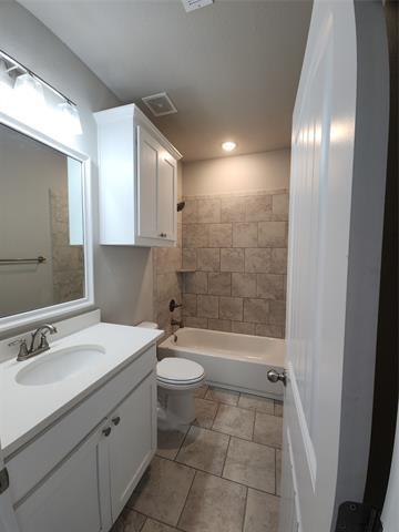 Building Photo - 3004 Timber Trail Dr