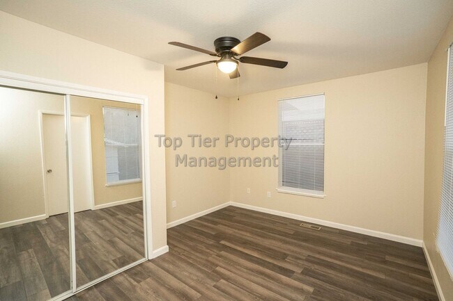 Building Photo - 1884 N 5th St