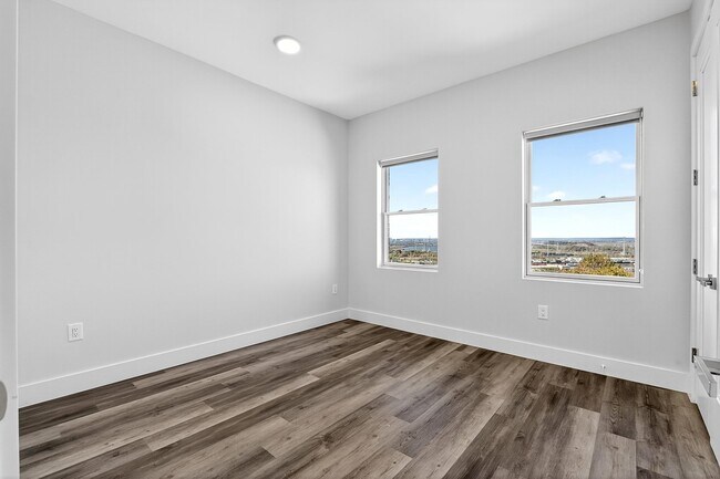 Building Photo - 3443 John F. Kennedy Blvd