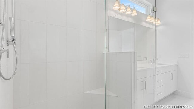 Building Photo - 5078 Lido Key Ln