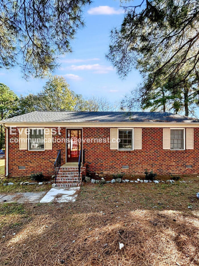 Building Photo - 4609 Hillbrook Ave