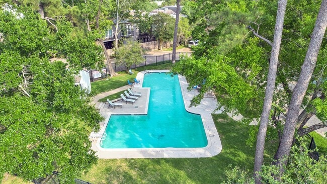 Building Photo - 12625 Memorial Dr
