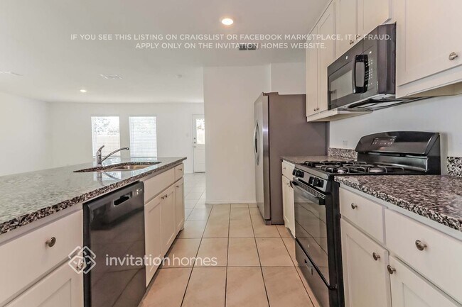 Building Photo - 1418 Cherrybark Dr