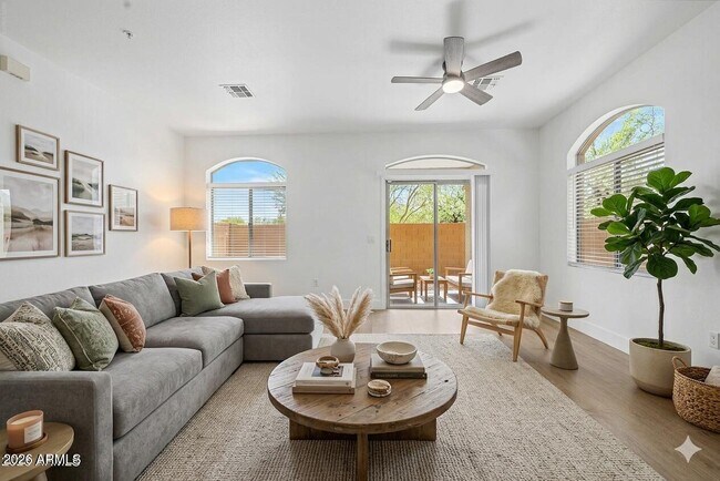 Building Photo - 17365 N Cave Creek Rd