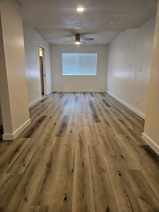 Building Photo - Updated 4BR Home | Pool + 2 Car Garage | Single Level