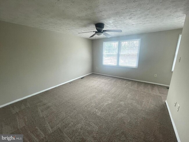 Building Photo - 4216 Dunwood Terrace