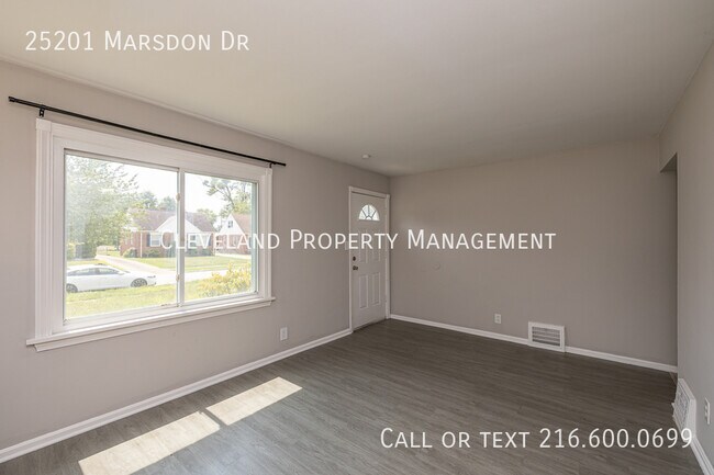 Building Photo - 25201 Marsdon Dr