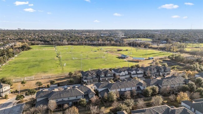 Building Photo - 9107 Moonstone Dr