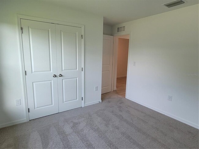 Building Photo - 11100 Vanessa Ave