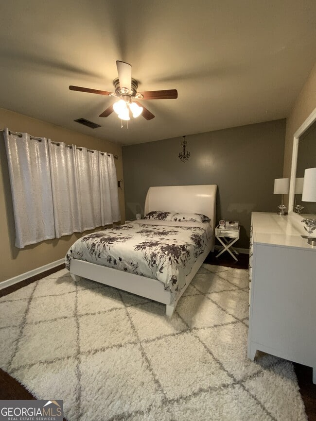 Building Photo - 4734 Autumn Rose Trail