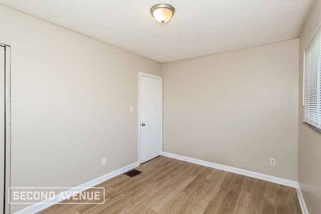 Building Photo - 1181 Morado Dr