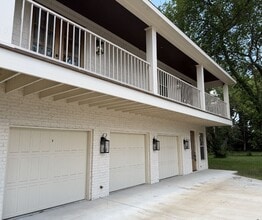 Building Photo - 1813 Garland Ave