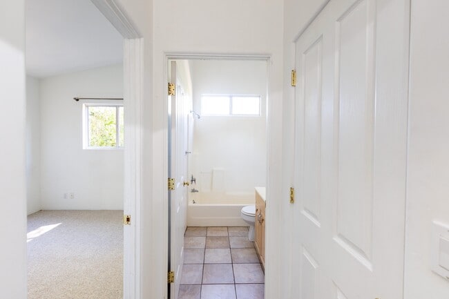 Building Photo - 2924 Arriba Way