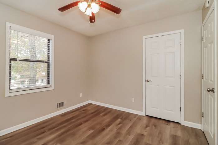 Building Photo - 7055 Sumit Creek Dr NW