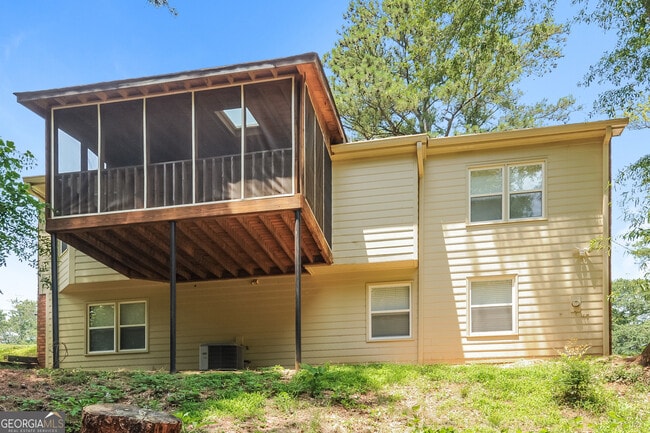 Building Photo - 634 Joel Dr