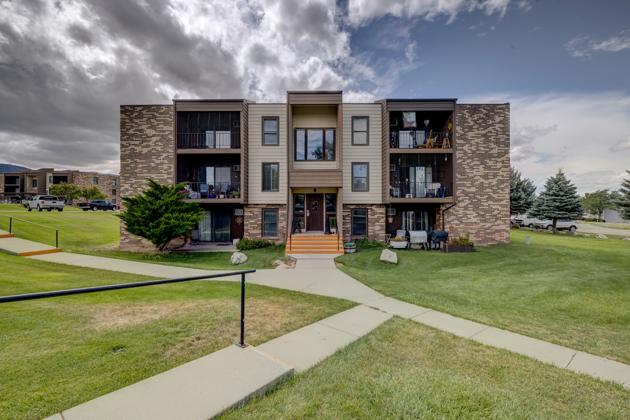 Building Photo - 4500 S Poplar St