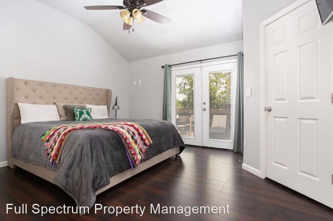 Building Photo - 2 br, 2 bath House - 703 Eleanor