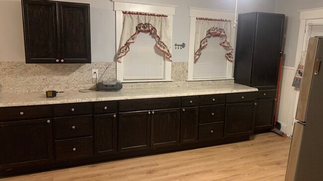 kitchen counter/storage - 43 Dickinson Ave