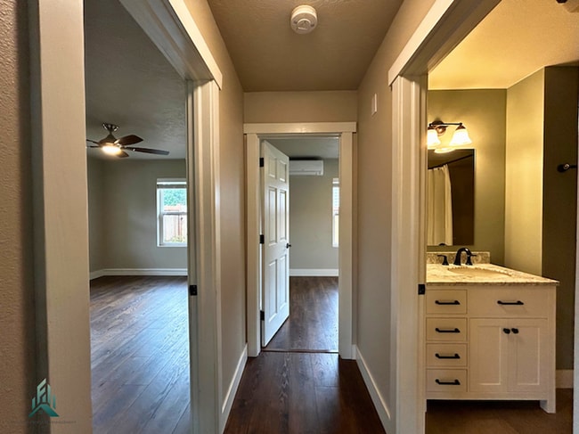 Building Photo - Newly Remodeled Single Family Home
