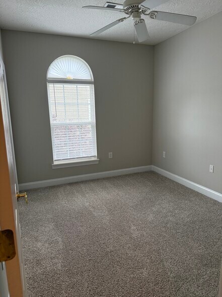 Building Photo - 1129 Peace Pipe Pl