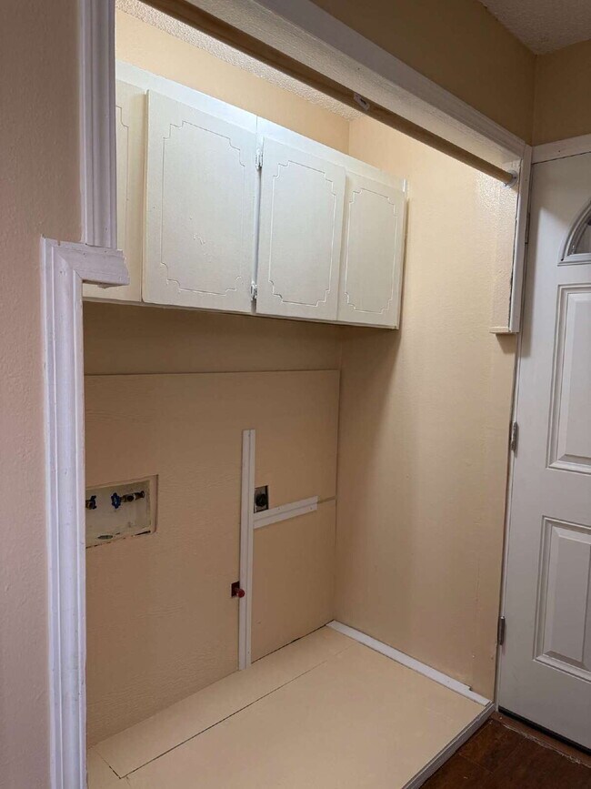 Building Photo - 3245 Nederland Ln