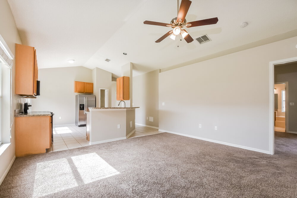 Building Photo - 3337 Bellingham Dr
