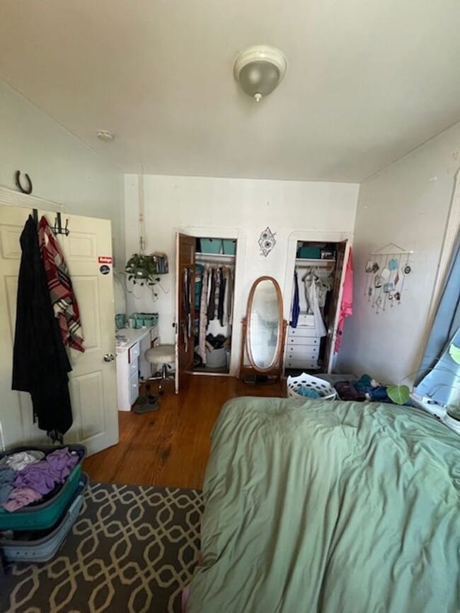 Building Photo - 15 Litchfield St