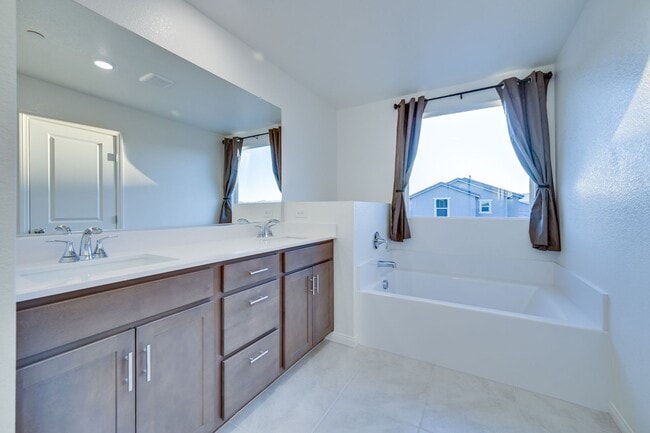 Building Photo - New House!!! Inspirada!!! Across from future Community Pool/Park!!! Tankless water heater!!