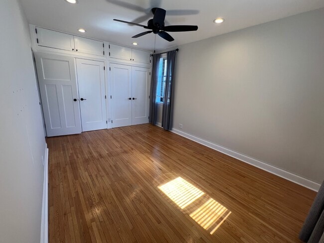 Building Photo - 257 Beach 128th St