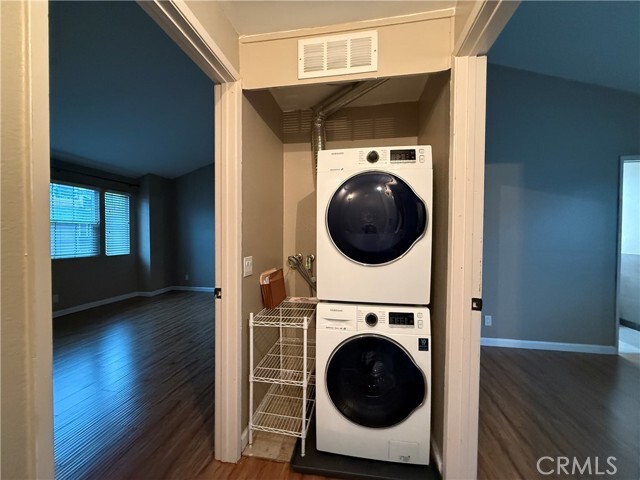 Building Photo - 267 N Holliston Ave