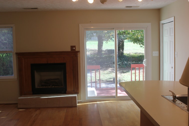 Kitchen Looking at Fireplace - 530 Kamran Dr