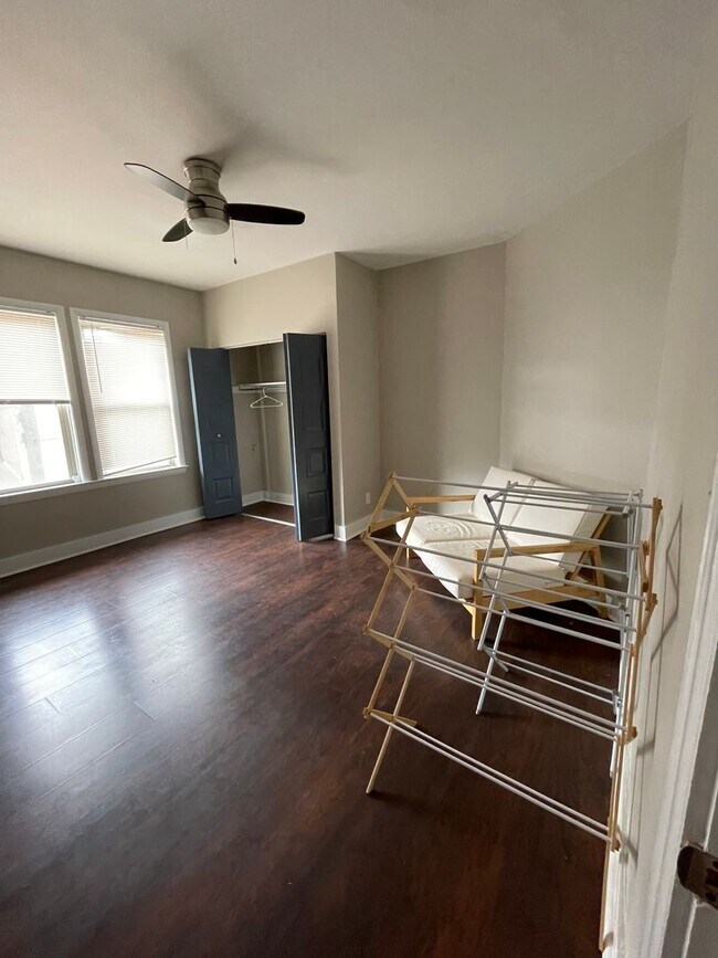 Building Photo - 405 McKee Pl