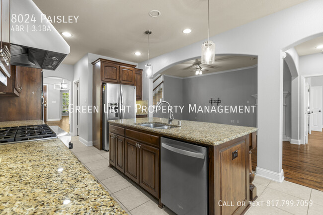 Building Photo - 8024 Paisley-
