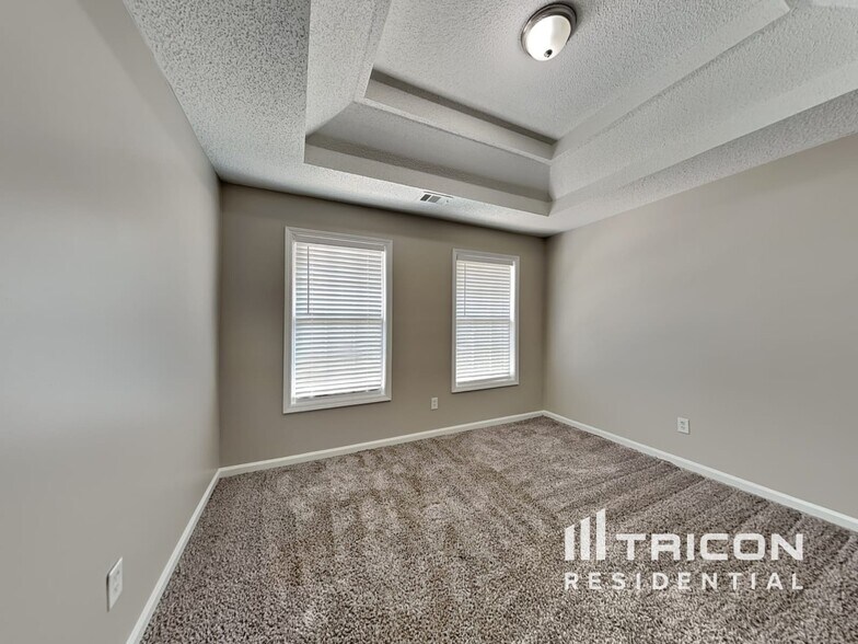 Building Photo - 1806 Dalton Way