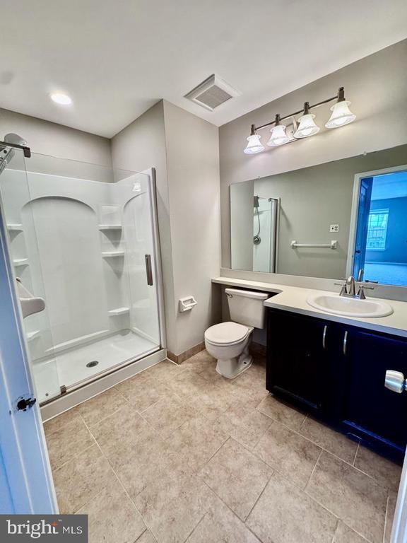 Building Photo - 25 Sequoia Dr