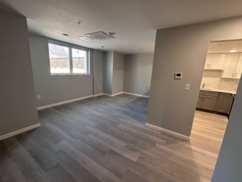 Building Photo - 140 S Easton Rd