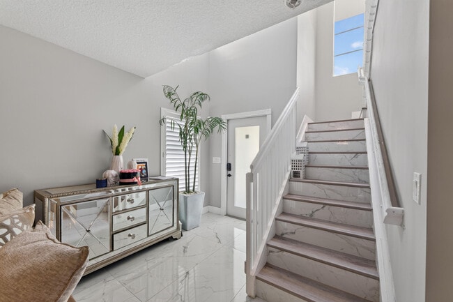 Building Photo - 6544 Adriatic Way