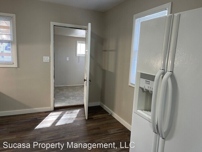 Building Photo - 2 br, 1 bath House - 2535 Rockwood Dr.