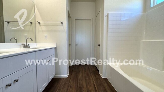 Building Photo - 11418 Tatiana Dr