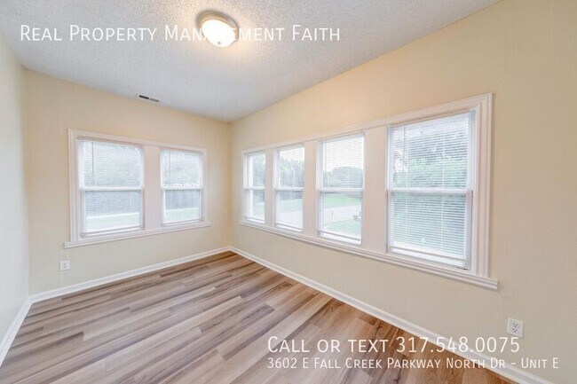 Building Photo - 3602 E Fall Creek Pkwy N Dr