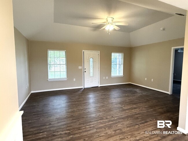 Building Photo - 14287 Lexington Dr